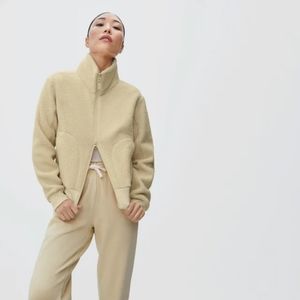Everlane ReNew Teddy Fleece Bomber